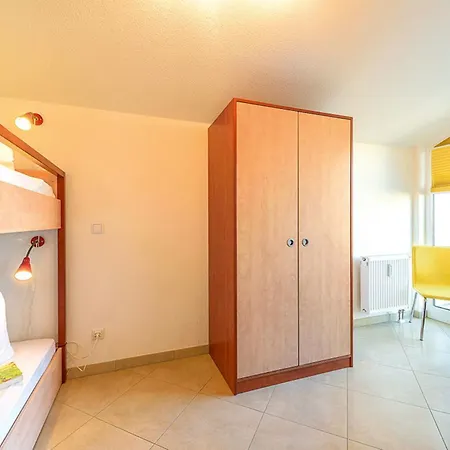 Residenz Meeresblick A 4 *